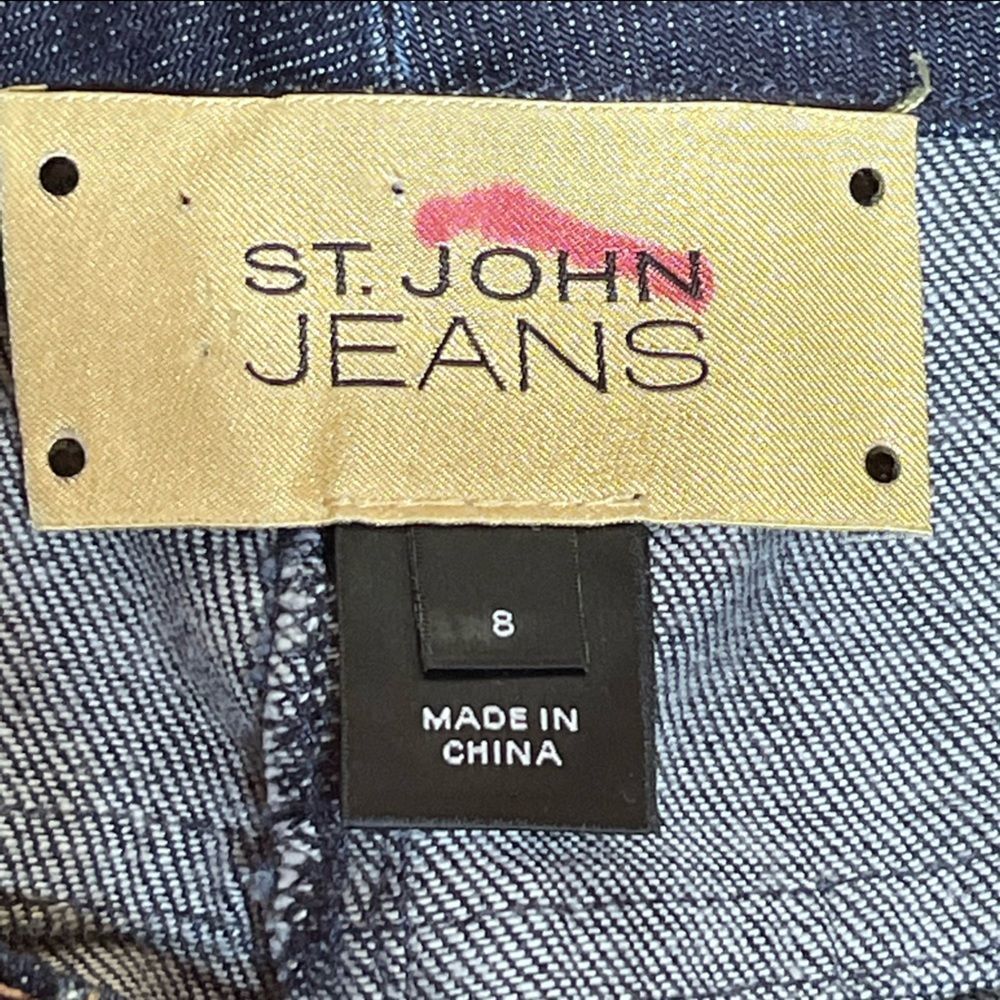 St John Blue Jeans Rhinestone Cross Pocket Dark Wash Denim Bootcut Size 8 - Picture 5 of 8